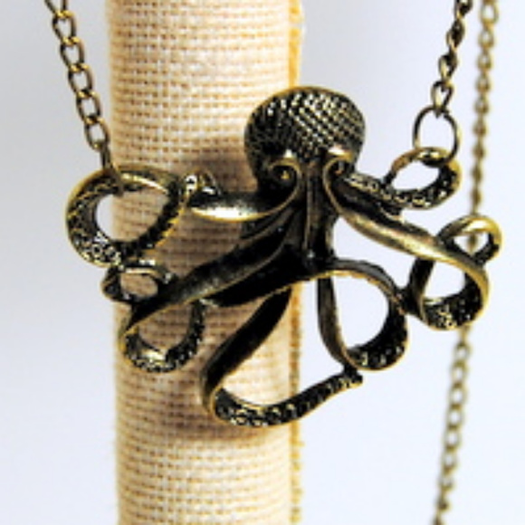 Kraken Octopus Creature of the Sea Necklace - Picture 2 of 4